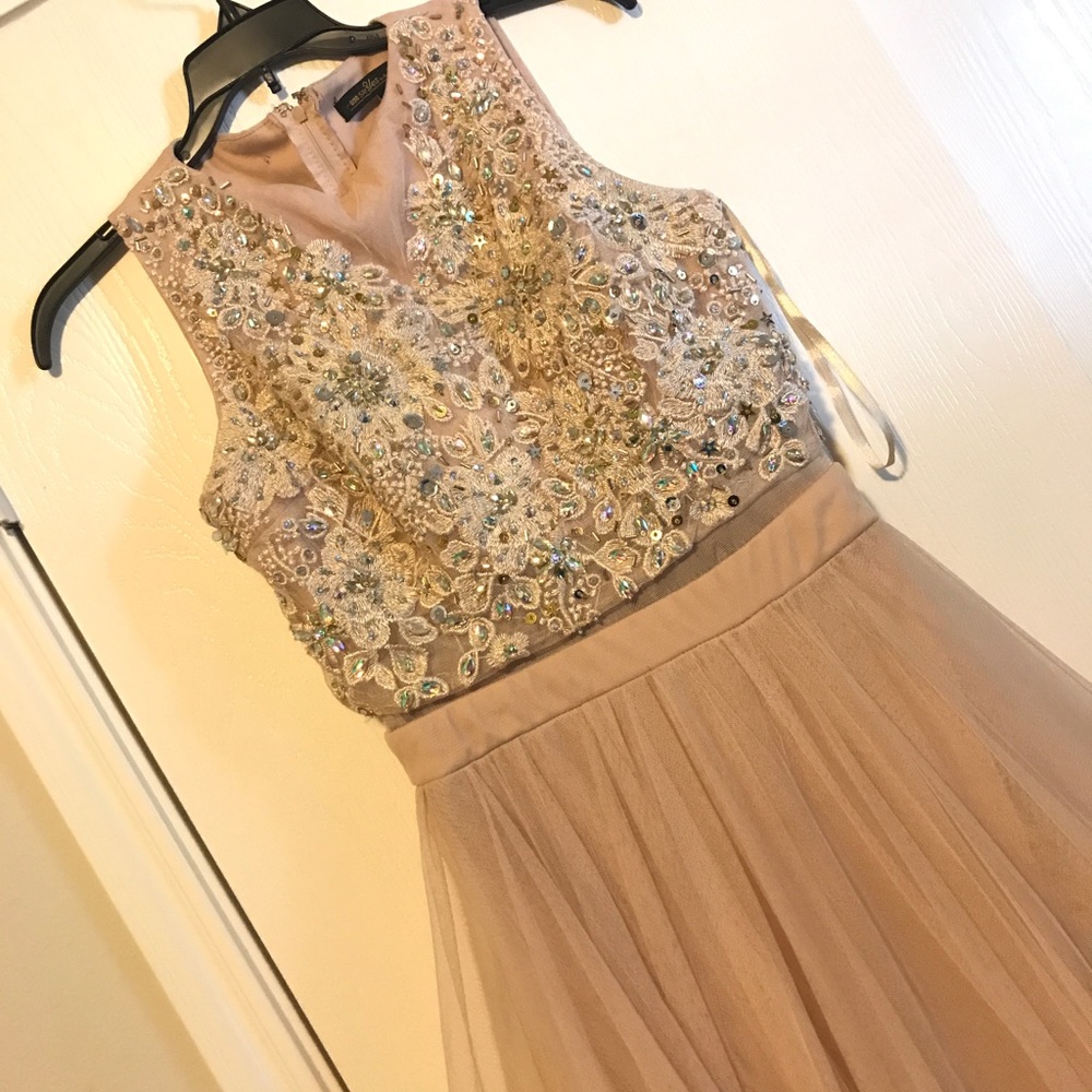 Prom Dress - Picture 3 of 6
